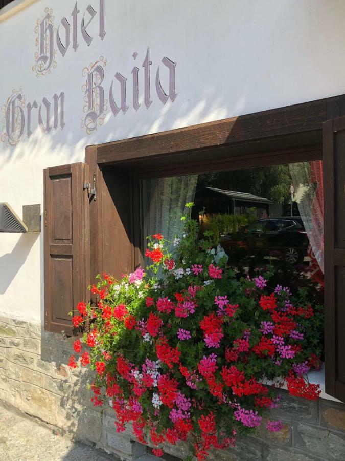Hotel Gran Baita Gressoney-Saint-Jean Exteriör bild
